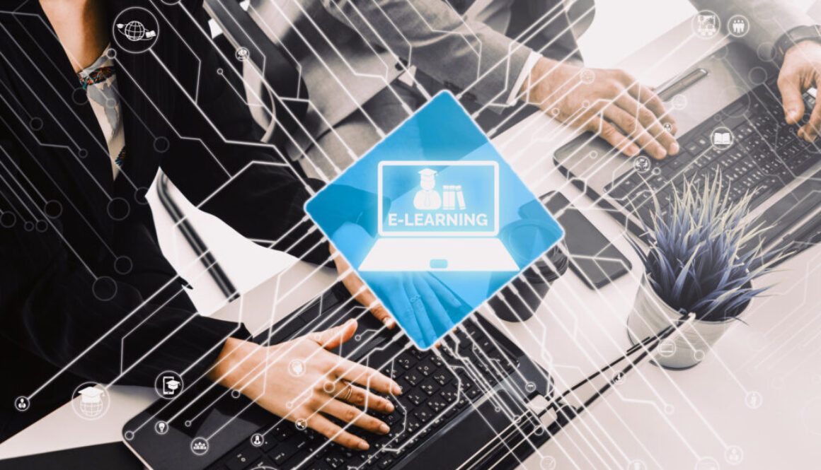 E-learning for Student and University Concept uds